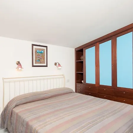 Casa Punta Campanella * 马萨鲁布朗斯